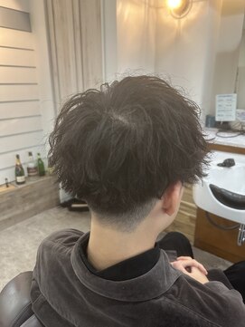 スウェル 船橋店(Swell) ダークアッシュ/アッシュブラック/カルマパーマ/ベリーショート3