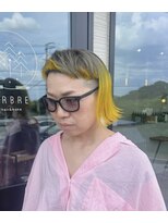 アーブル ヘアーアンドメイク(ARBRE) ダブルカラーグラデーション刈り上げボブ