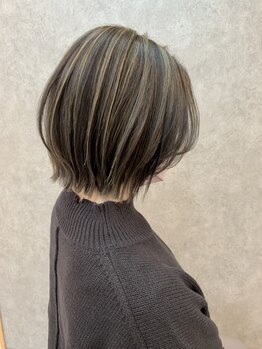 エニル(enil)の写真/キレイな色味を保ちながら、髪に潤いを与える♪厳選したカラー剤で、透明感あふれる艶やかな仕上がりに☆