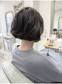 切りっぱなしボブ×抜け感◎にニュアンスカール◇