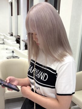 アース コアフュールボーテ 長岡店(EARTH coiffure beaute) ホワイトベージュ_ハイトーン_ダブルカラー_ケアブリーチ