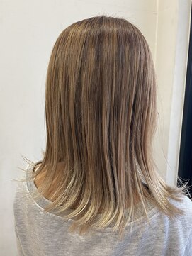 シャンプーボーイ 佐世保駅前店(SHAMPOO BOY) - [x] 【ブリーチ/パーマ/ショート/ショート】