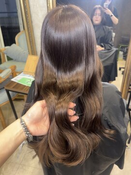 アンフィフォープルコ(AnFye for prco) 圧倒的ツヤ感の柔らかブラウンロング