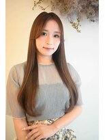 デイジー(Daisy)&nbsp;ロングレイヤースタイル　20代／30代／40代