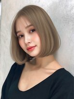 アビリタ(abilita) ショート ボブ 大人ボブ ブリーチ ダブルカラー ブロンド 20代