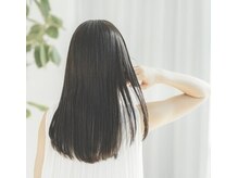 ギヴナ(givna)の雰囲気(地肌や髪に優しい薬剤で、ヘアカラーするほどキレイに♪)