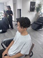 リイ(Lii)&nbsp;メンズ　スパイラル　ショート　センターパート