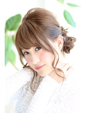 ヘアサロン ティファレス(Hair Salon TIPHARETH) 雰囲気を醸し出すシニヨン