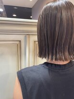 グローリープラス(Glory+plus)&nbsp;切りっぱなしボブ×ベージュカラー