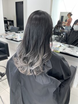 アライブ キチジョウジ(ALIVE Kichijoji) エアタッチグラデーションカラー