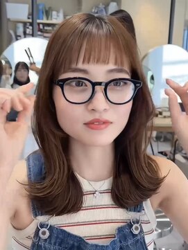 ティア(Tia.) (フェイスレイヤーカット/ブラウン/くびれヘア/)