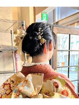 プラスティック プラスヘアーサロン(PLUSTIC +hair salon) シニヨン