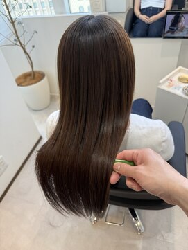 エミュスト(Emuest) 髪質改善ストレート