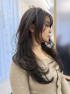 ロングハイレイヤーカット