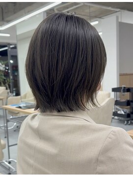 エルヘアメゾン(el. hair maison) レイヤーボブ☆透明感ダークオリーブカラー