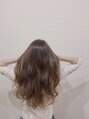 ラブロ サロン(Salon)&nbsp;細かいハイライトをバランスよく入れ柔らかい透明感を出します。