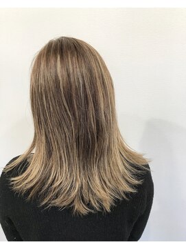 ラブロ サロン(Salon) ハイライト＆バレーヤージュ