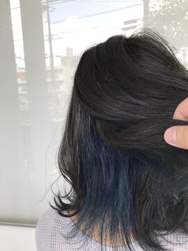 ガーデンエス 緑井店(GARDEN es) インナーカラー　ブルー