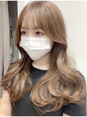 ミルクティーブラウン 大人くびれヘア 顔まわりレイヤー