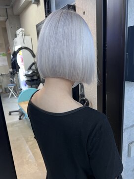 スオーノ(SUONO) ホワイトカラー