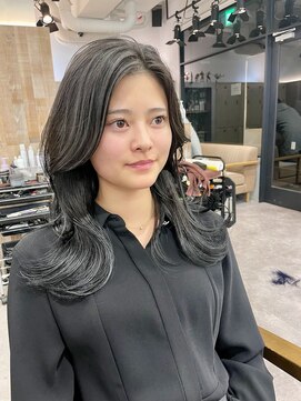 エイト 池袋店(EIGHT ikebukuro) 暗髪レイヤー