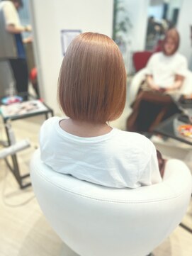 ヘアーリゾートラシックアールプラス(hair resort lachiq R+) ピンク系ベージュ