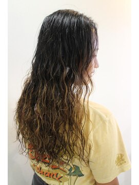 スタイル 茅ケ崎(STYLE) 【MIKU】ハイライトにもあうカーリーパーマ