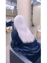 モニカ 原宿店(MONIQA)&nbsp;ホワイトカラー