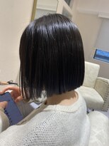 エミィ(emii.)&nbsp;切りっぱなしボブ