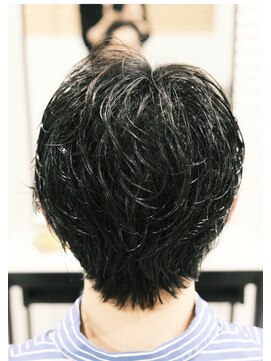 スワッグ(SWAG) メンズカット/メンズパーマ/ニュアンスパーマ/眉毛/ヘッドスパ