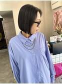切りっぱなしボブ×オフブラック