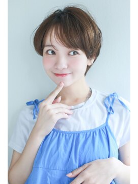 リル 8F 銀座(Rire) 【Rire-リル銀座-】３０代４０代にオススメマッシュショート