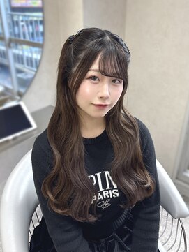 ラルムバイシー 新宿(LARME by Sea) ダウンスタイルアレンジ☆ハーフツイン