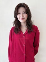 透明感たっぷりのオリーブカラーと抜け感のあるスタイルへ【インスタユーザー＠aoi_ykt】