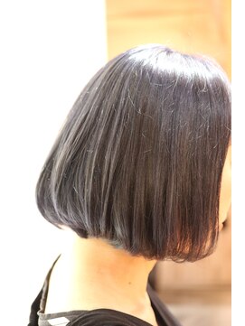 モス(moth) ブルージュ