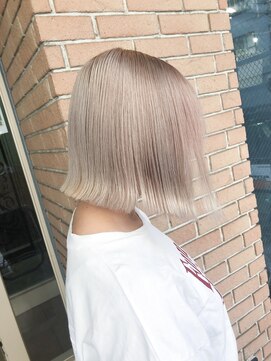 サロンドミルク 原宿(salon de MiLK) milk tea ×前下がりボブ【髪質改善/ハイライト/学割U24/原宿】