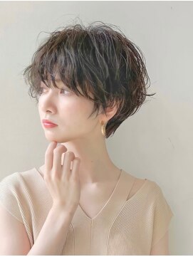 ユーリー(juurii) 重軽ウェーブで目元がきれいなマッシュパーマ