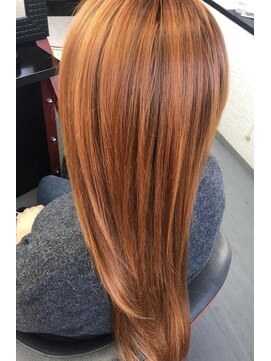 マドゥーズ ヘアショップ(Madoo's hair shop) 極細ハイライト