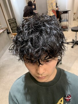 サンタウン(SUN TOWN) TEPPEI Men'sスタイル ~ツイストスパイラルパーマ~