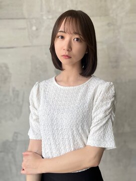 フレーム 博多店(FRAME) ミルクティーグレージュ×前上がりボブ顔周りカット【福岡博多】