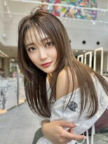 デザインカラーレイヤーカットウェットヘアオリーブベージュ
