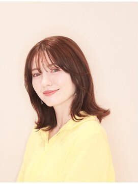 アンベリールフルー(EMBELLIR fleur) ナチュラル外ハネスタイル　３０代４０代５０代　表参道