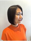 女性らしいフェミニンなショートスタイル