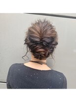 ニューライン 豪徳寺 山下(New-Line)&nbsp;《New-Line 代表YUTAKA》ニュアンス抜け感パーティシニヨン