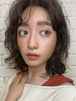 ピークアブー 原宿ハラカド(PEEK-A-BOO) 同時施術可能/ミディアムレイヤーパーマ/ハリウッドブロウリフト