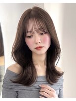 オーラ オモテサンドウ(Aura omotesando)&nbsp;艶カラー × 似合わせレイヤーカット