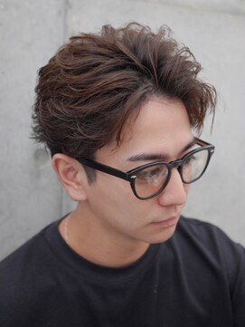 フィフス 大分(fifth) 大分メンズ骨格矯正刈り上げフェザーパーマブラウンカラー
