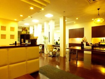 ヘアアンドカーム イプス(hair & calm epus)の写真/スタッフ3名の小規模サロン◇周囲が気にならない落ち着いた空間なので、髪のお悩みも相談しやすい◎