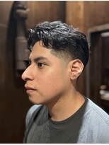 ザバーバーアドレス 代官山(THE BARBER)&nbsp;センターパート  テーパーフェード