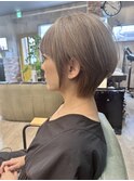 くびれショート/ダブルカラー/ハイトーン/ブリーチ/10代20代30代